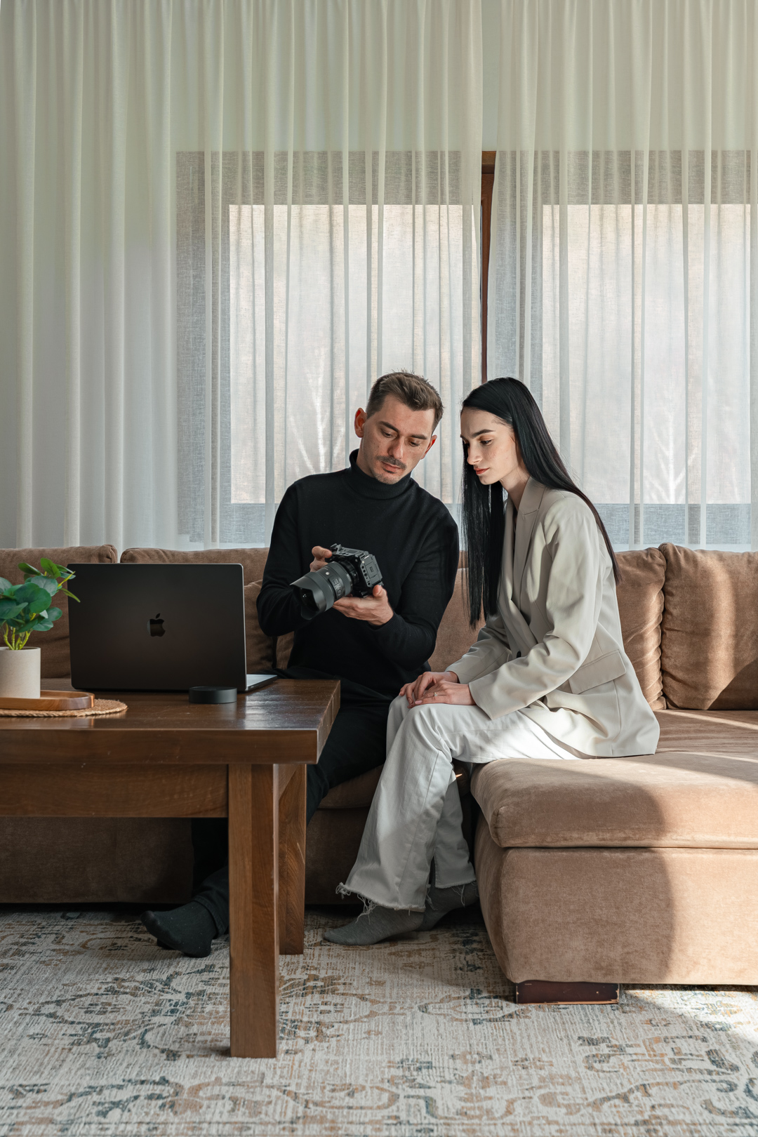 DDM Studio — echipă la filmare